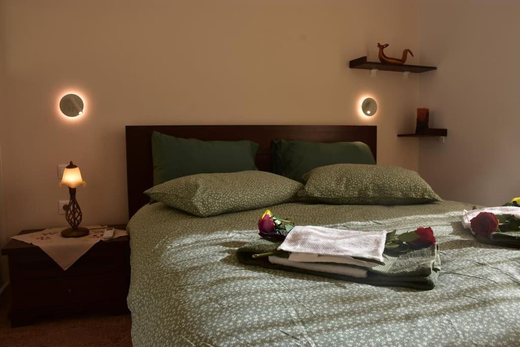 Seashell Apartment -Near The Beach Artemida  Exterior foto