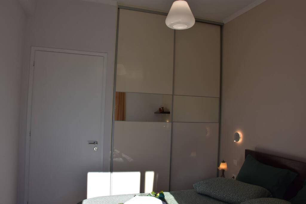 Seashell Apartment -Near The Beach Artemida  Exterior foto